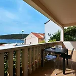 Sea View Luxury Apartments, Ala Da